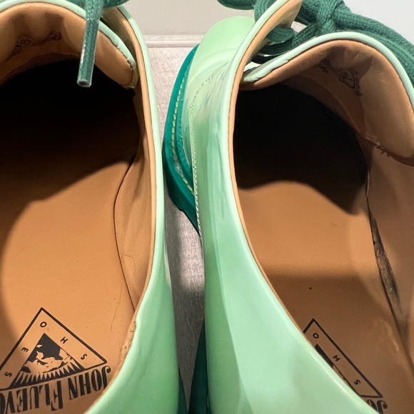 Fluevog, Winnie, M8.5/W10.5 - Picture 9 of 14